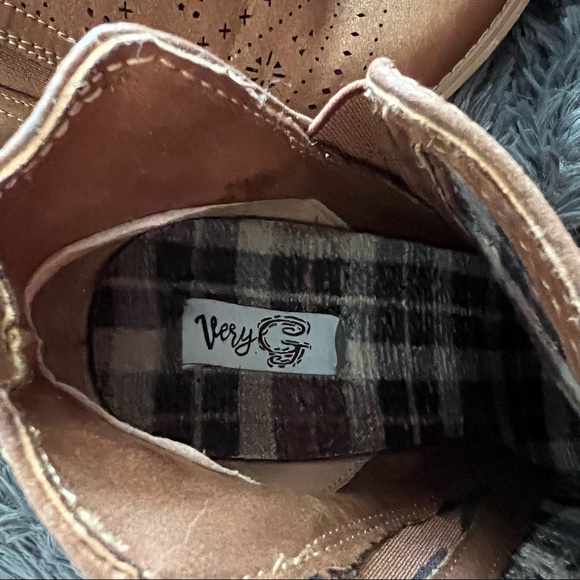 Francescas Collections Brown Shimmer Leather Heeled Bootie - Picture 5 of 5